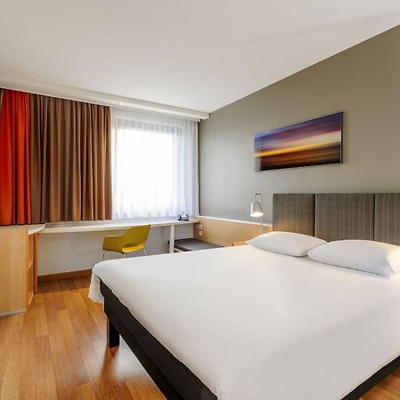 Ibis Hotel Frankfurt Messe West Frankfurt am Main Bagian luar foto