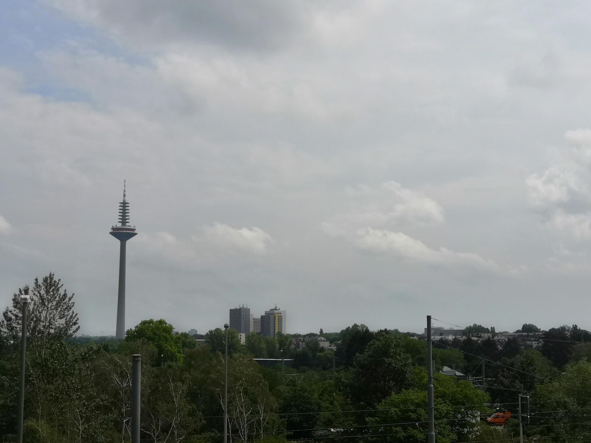 Ibis Hotel Frankfurt Messe West Frankfurt am Main Bagian luar foto