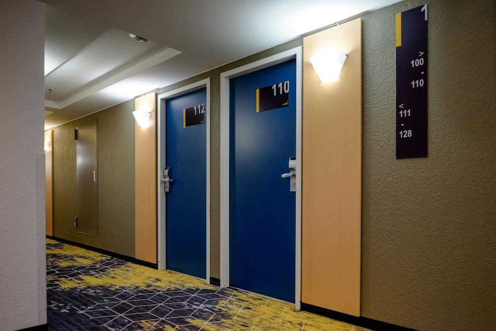Ibis Hotel Frankfurt Messe West Frankfurt am Main Bagian luar foto