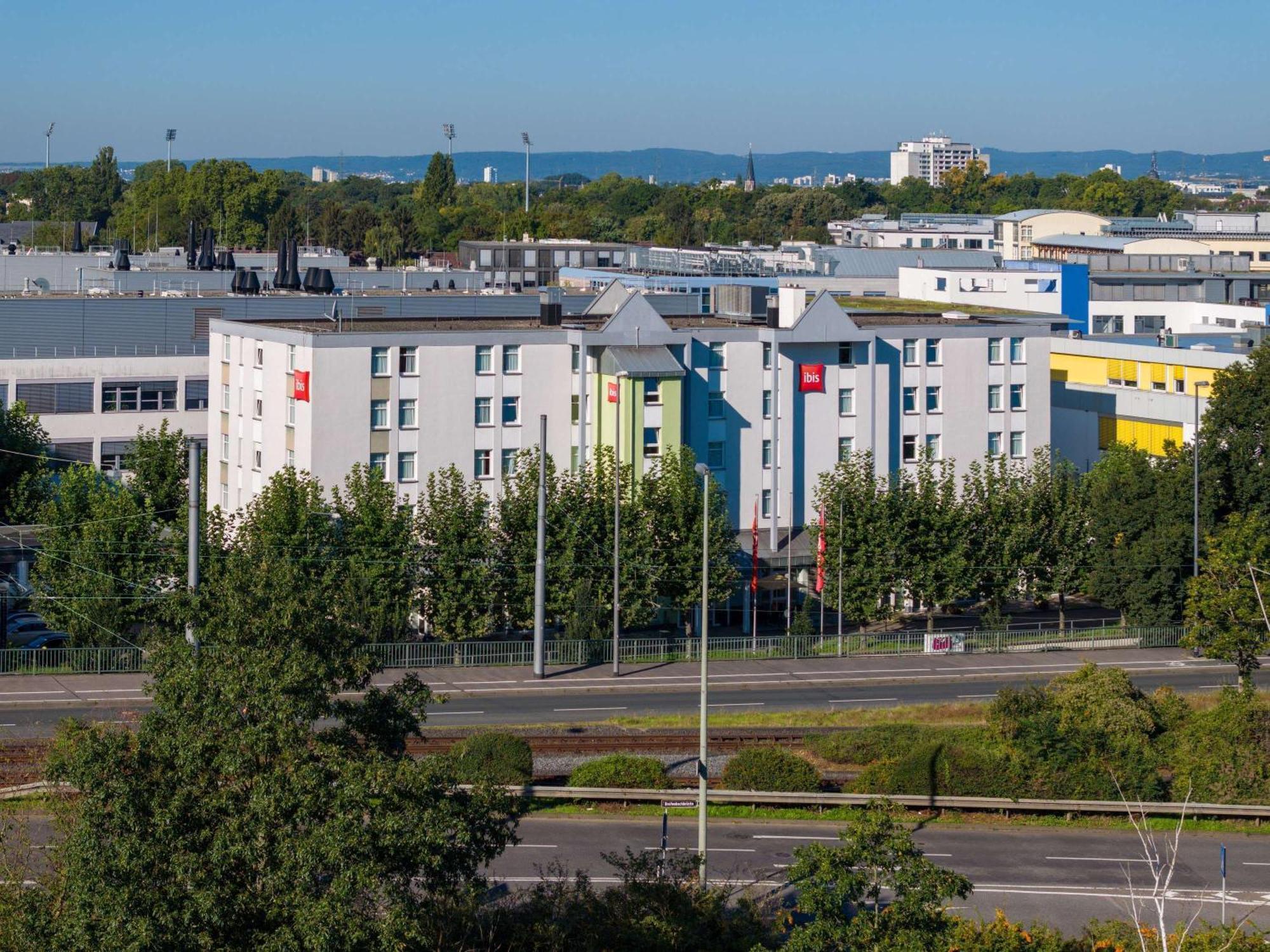Ibis Hotel Frankfurt Messe West Frankfurt am Main Bagian luar foto