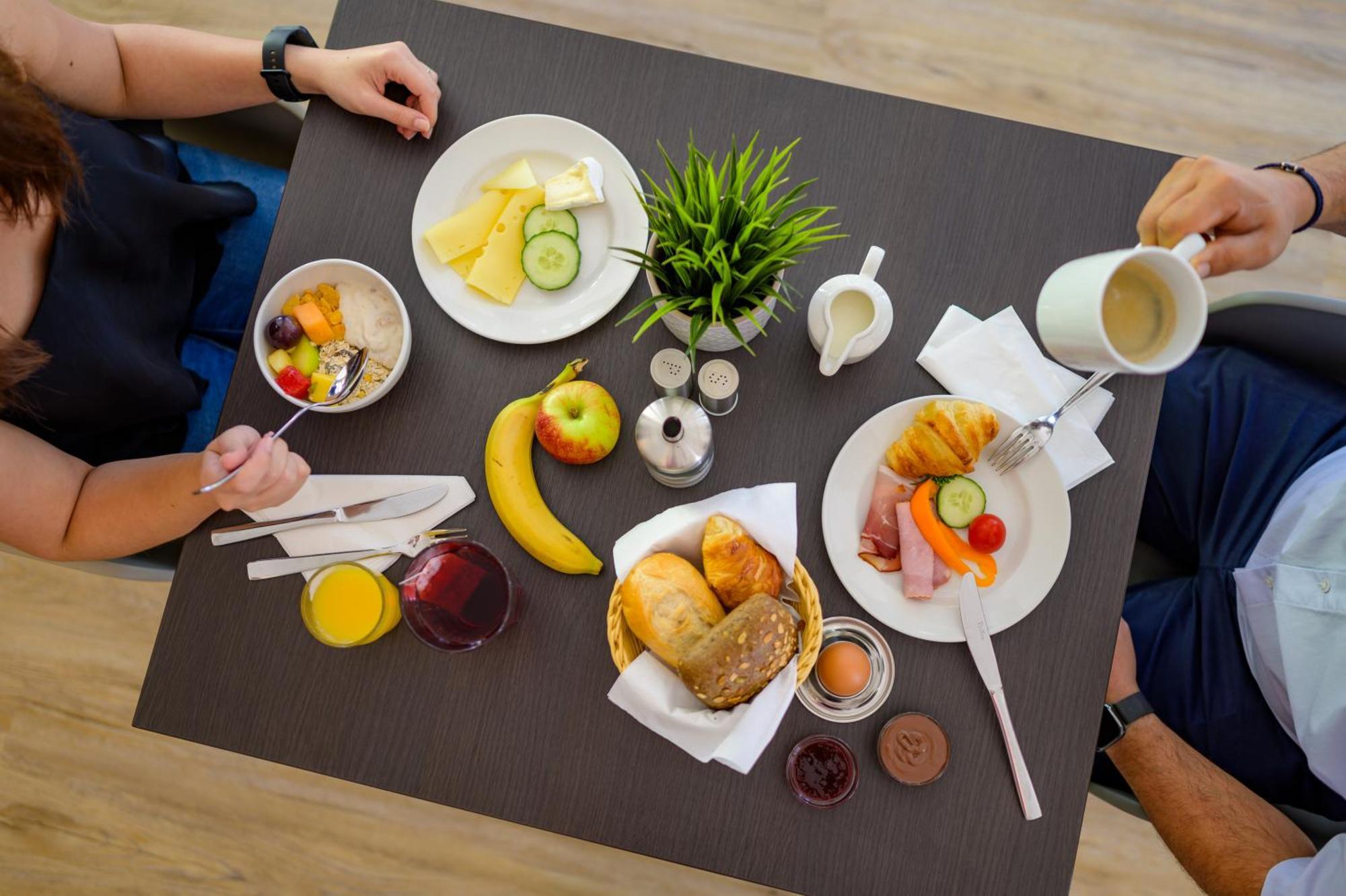 Ibis Hotel Frankfurt Messe West Frankfurt am Main Bagian luar foto