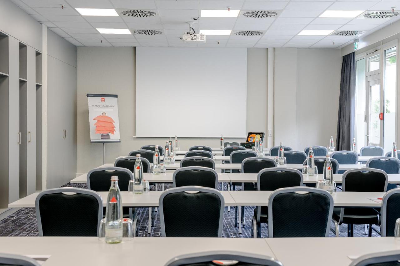 Ibis Hotel Frankfurt Messe West Frankfurt am Main Bagian luar foto