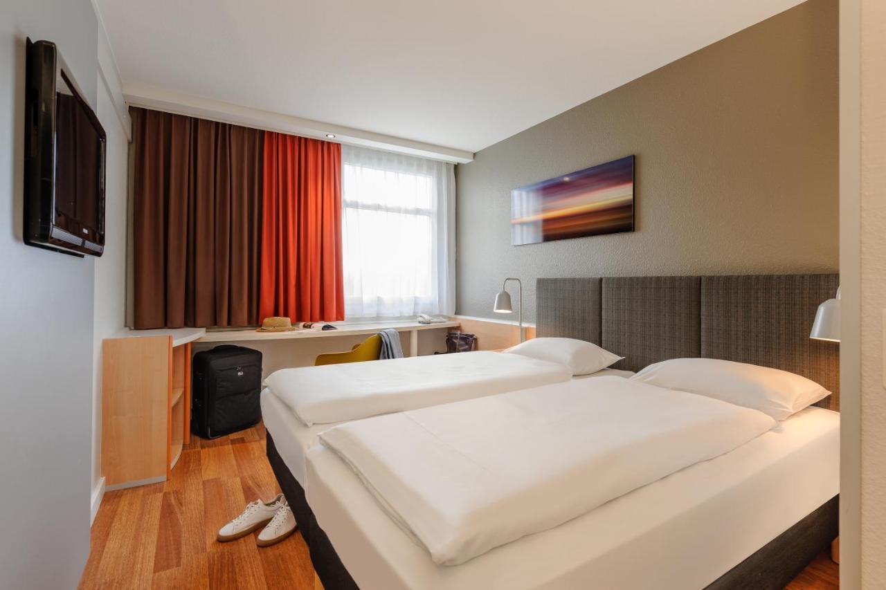 Ibis Hotel Frankfurt Messe West Frankfurt am Main Bagian luar foto